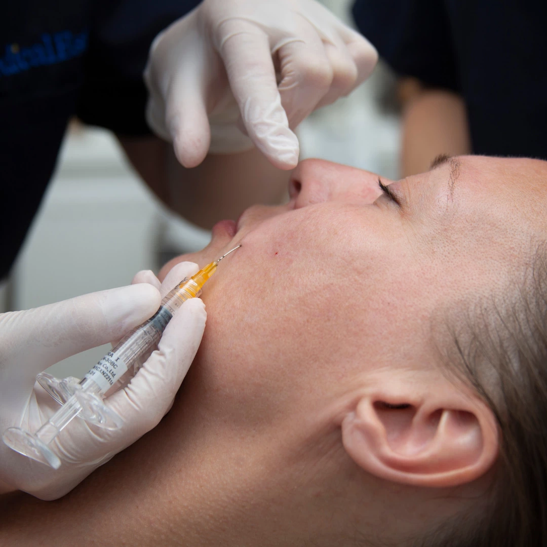 Постановка руки для косметолога: залог успеха в профессии