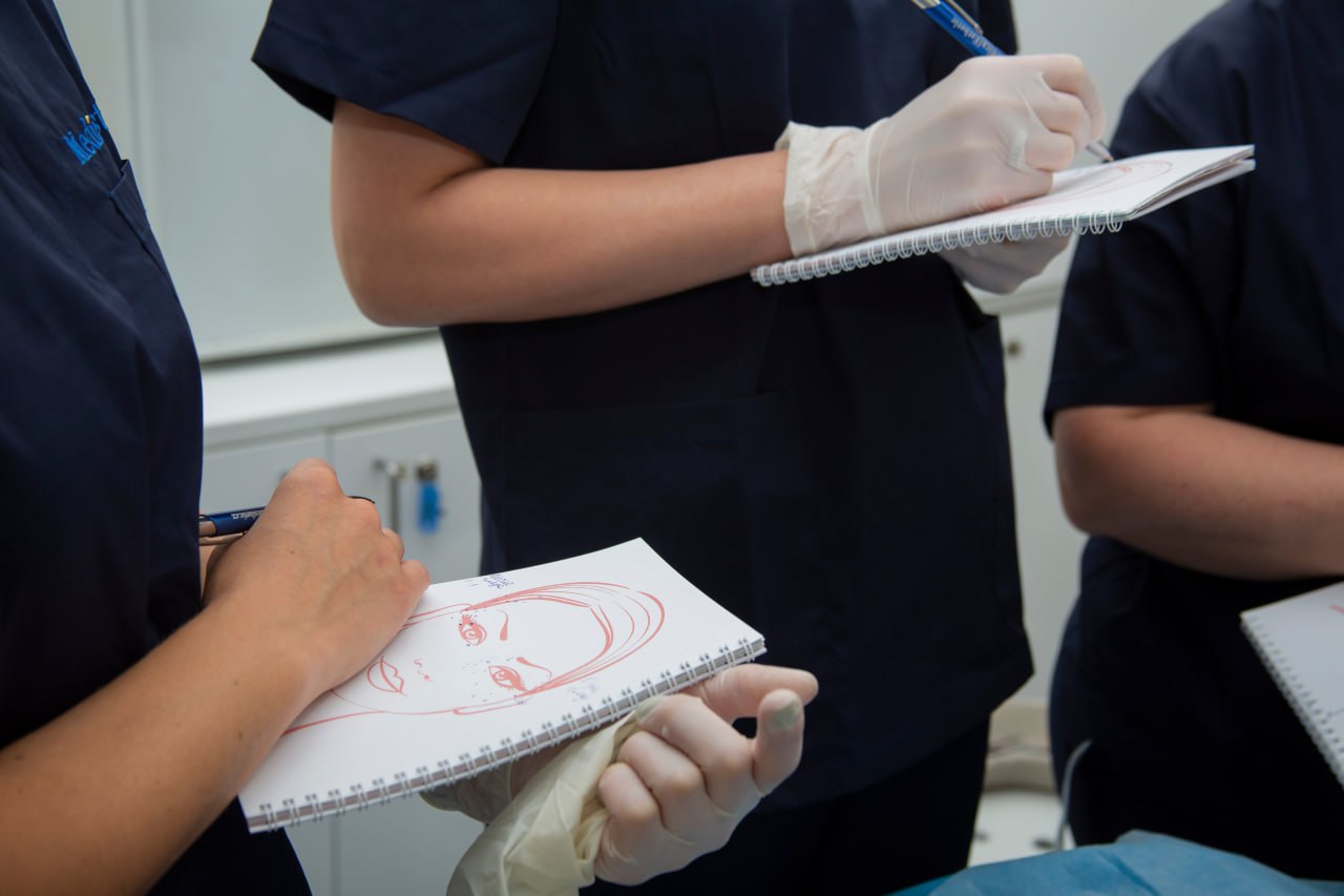 Нутрицевтика в GLP-терапии: где заканчивается эстетика и начинается физиология