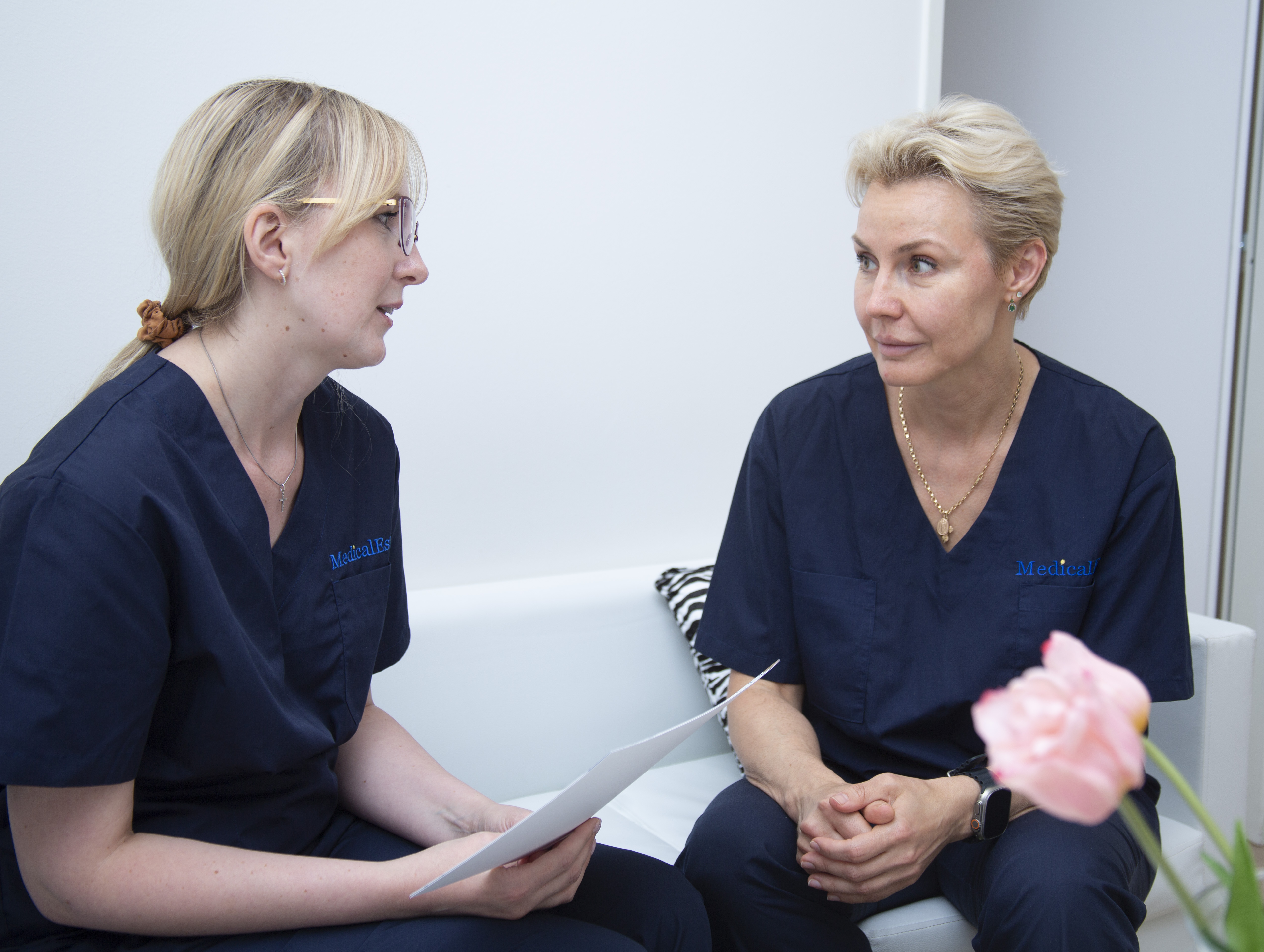 Ретиноиды, глаза и слизисто-кожные переходы: клиническая загадка из практики врача