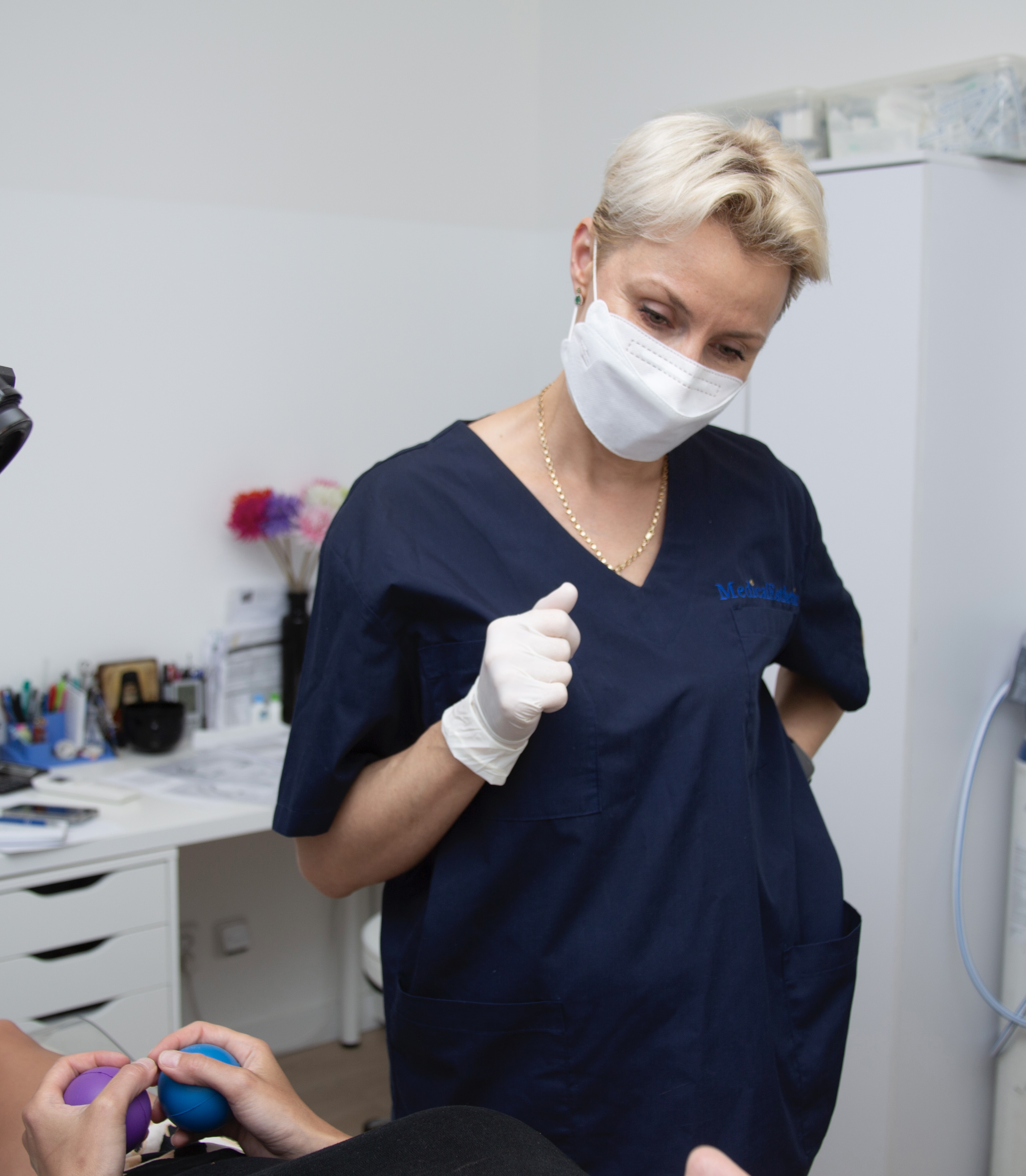 Системное старение лица: от костной опоры до кожи. Как меняются структуры и почему техники не работают одинаково